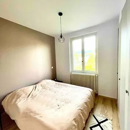 アパート Grand Appartement, Terrasse, Parking アヌシー